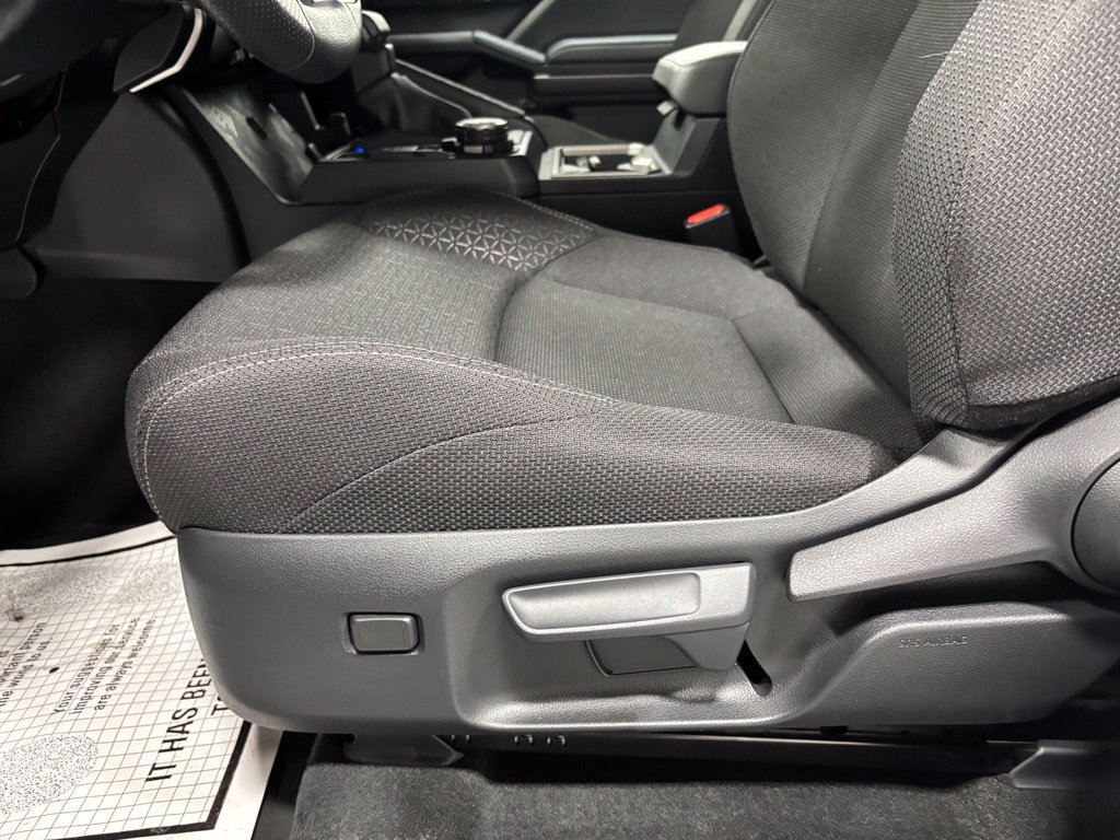 Used 2026 Toyota 4Runner SR5 AWD/4WD image 12
