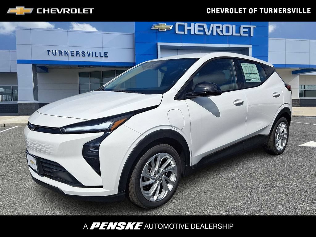 New 2027 Chevrolet Bolt LT FWD image 1