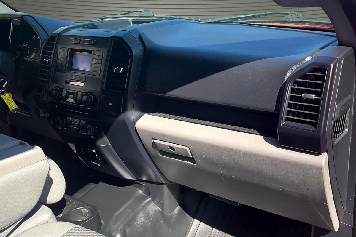 Used 2018 Ford F150 XL w/ Equipment Group 101A Mid RWD image 25
