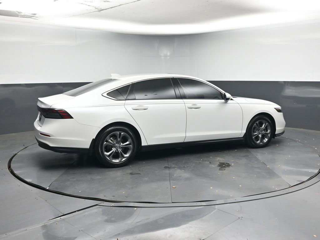 Used 2023 Honda Accord EX image 5