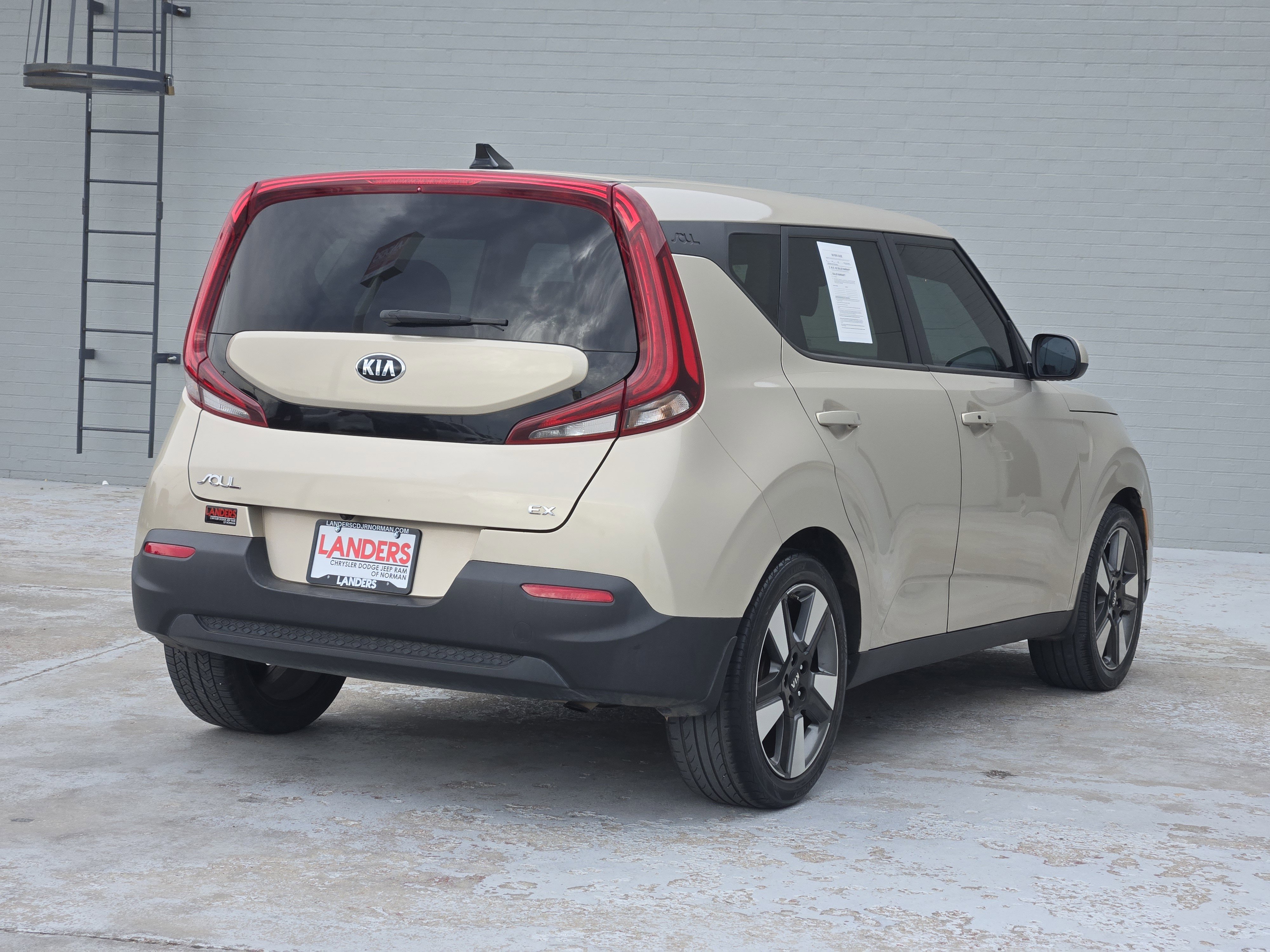 Used 2020 Kia Soul EX FWD image 8