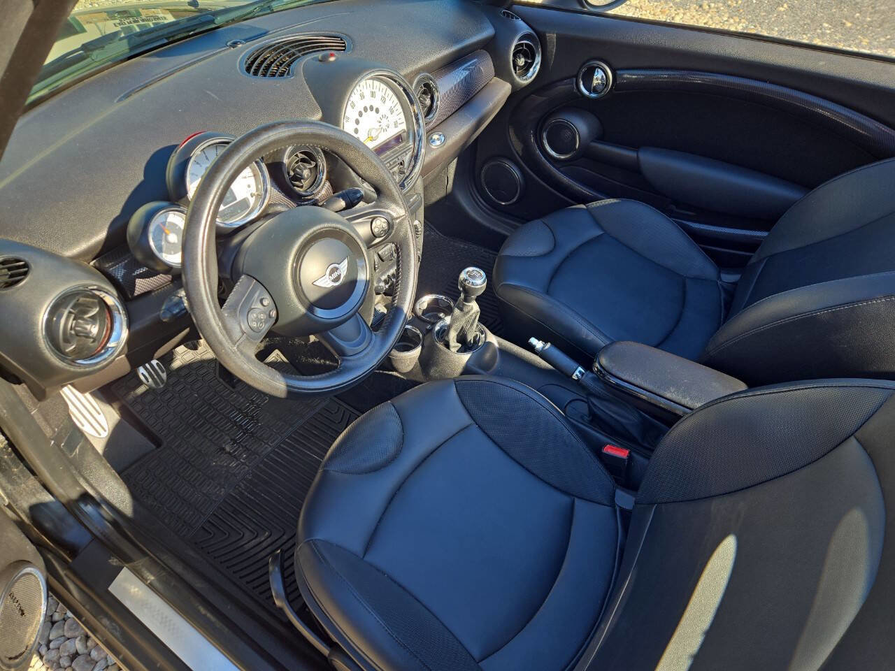 Used 2014 MINI Cooper S w/ Always Open Package image 9