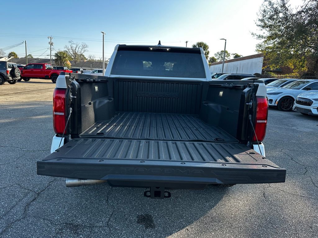 Used 2025 Toyota Tacoma SR5 image 38
