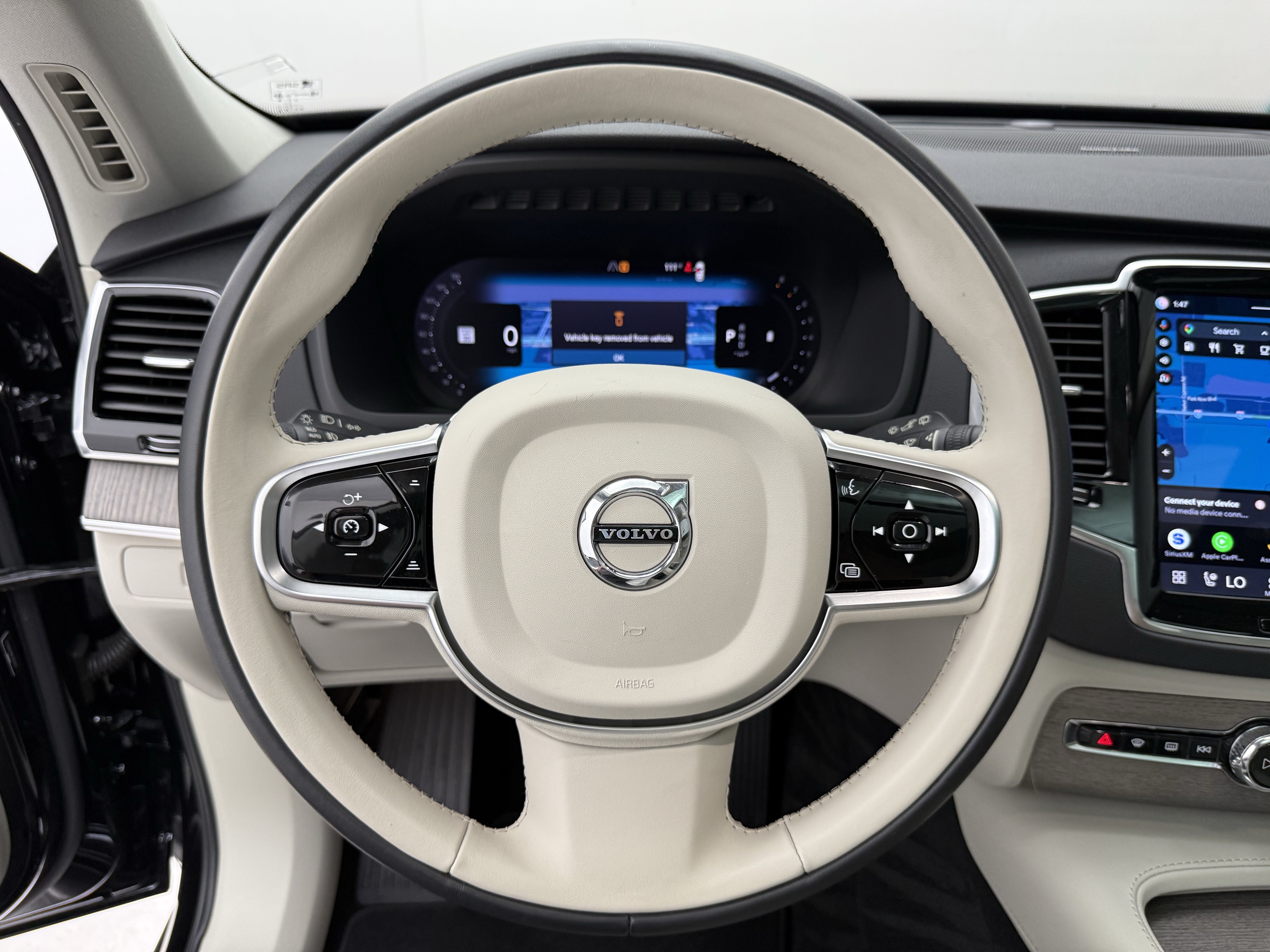 Certified 2023 Volvo XC90 B6 Plus w/ Protection Package Premier AWD/4WD image 15