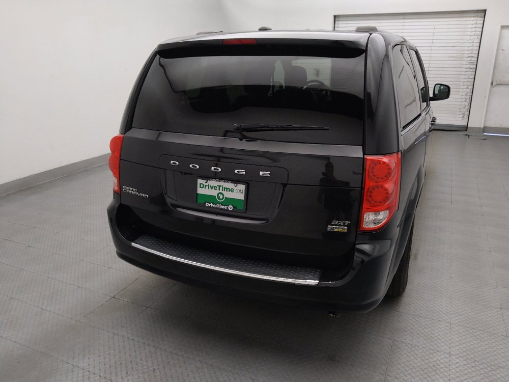Used 2019 Dodge Grand Caravan SXT FWD image 7