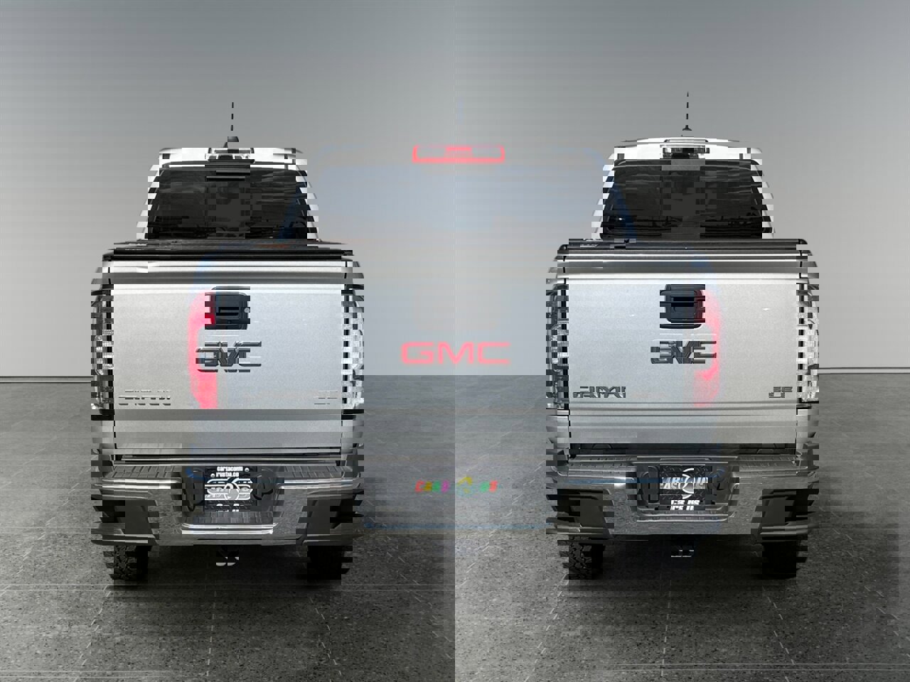 Used 2017 GMC Canyon SLE w/ SLE Convenience Package image 5