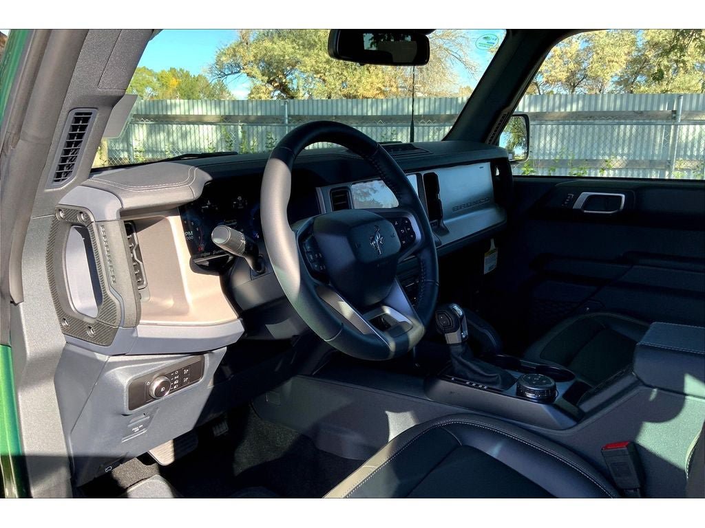 New 2025 Ford Bronco Outer Banks w/ Sasquatch Package AWD/4WD image 6