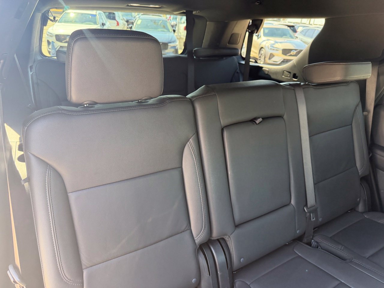 Used 2025 Chevrolet Tahoe Z71 AWD/4WD image 40