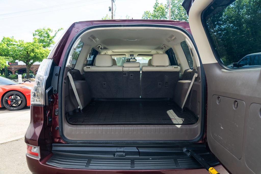 Used 2016 Lexus GX 460 Luxury AWD/4WD image 8