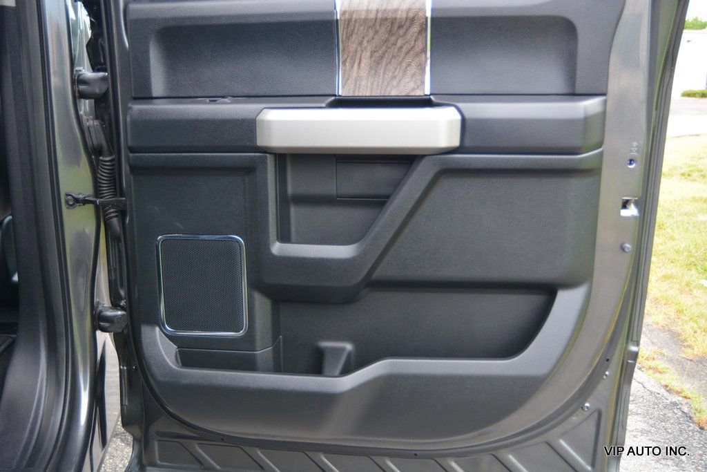 Used 2019 Ford F250 Lariat w/ Lariat Ultimate Package image 10