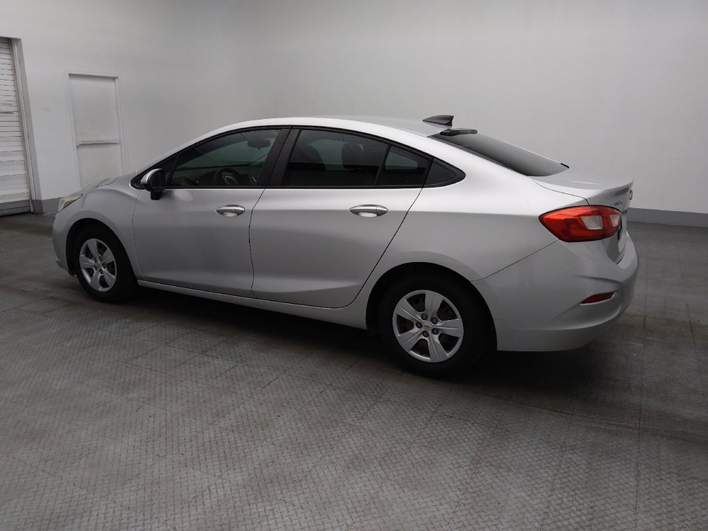 Used 2017 Chevrolet Cruze LS FWD image 3