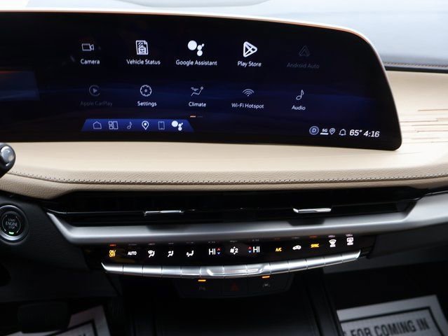 Certified 2025 Cadillac XT4 Premium Luxury FWD image 24