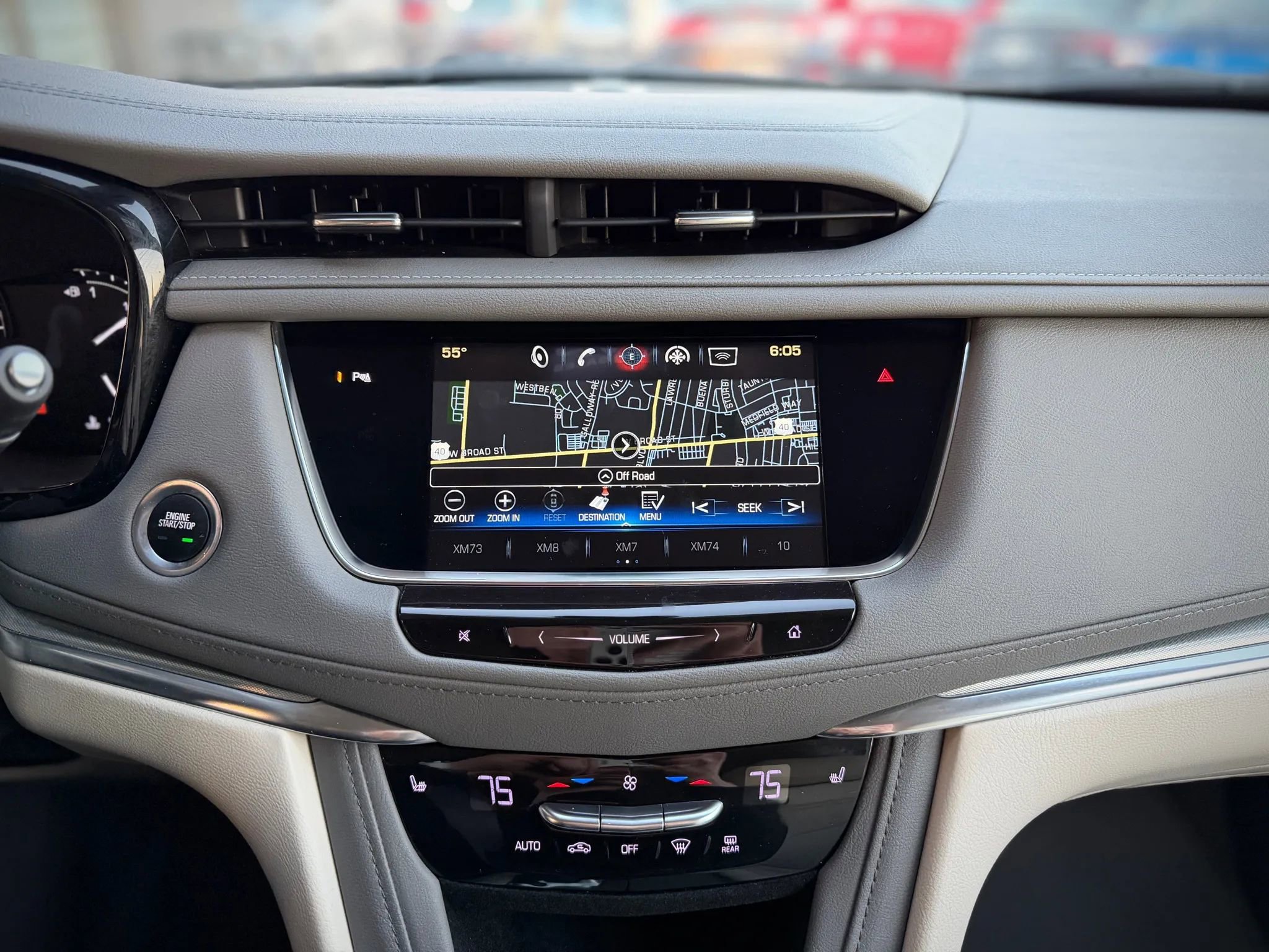 Used 2019 Cadillac XT5 Luxury w/ LPO, Radiant Package image 16