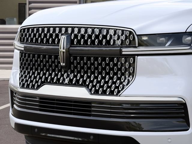 New 2027 Lincoln Navigator Reserve RWD image 17