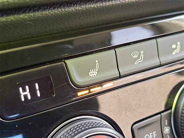 Used 2024 Volkswagen Taos SE image 21