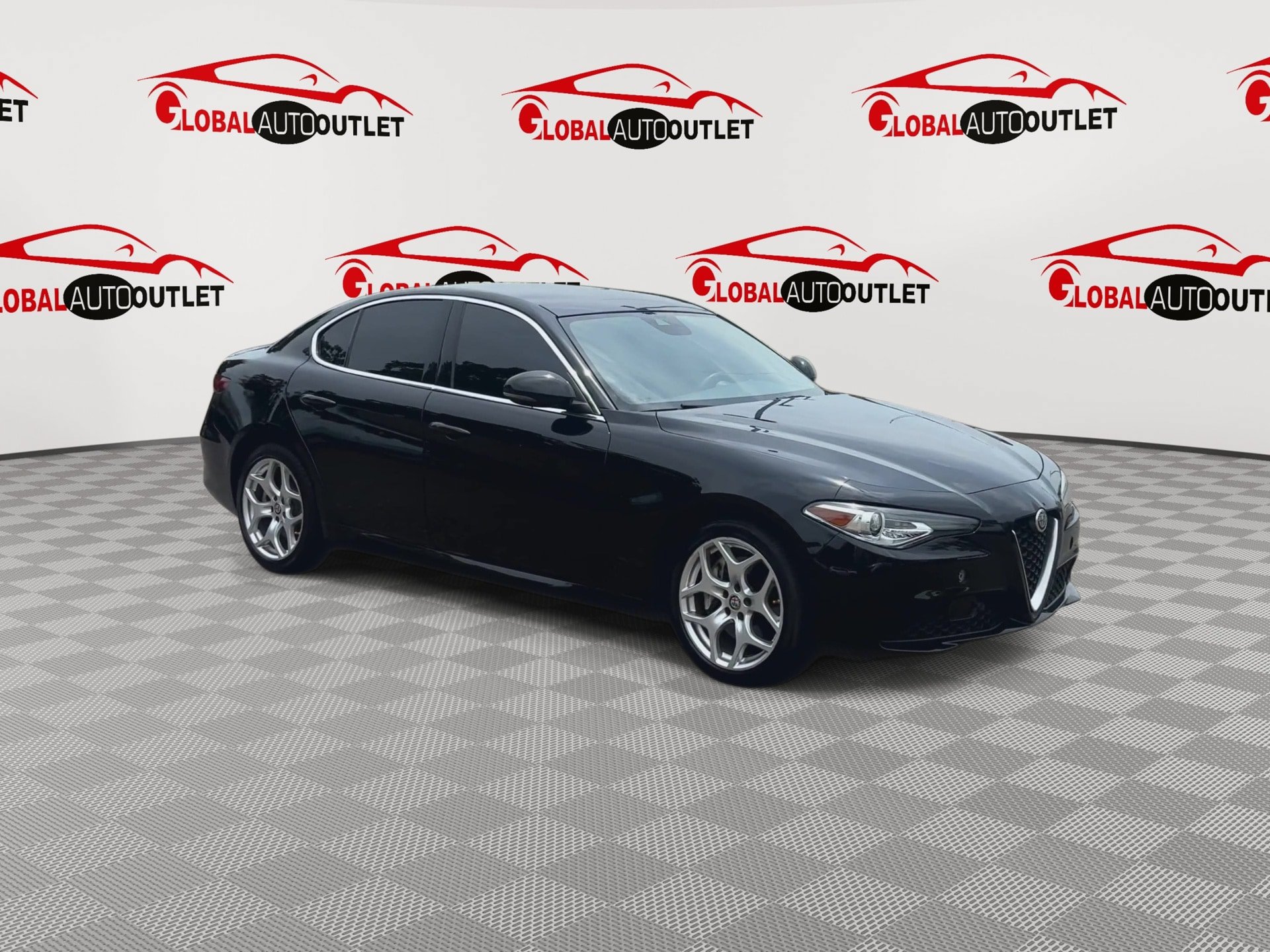 Used 2021 Alfa Romeo Giulia Ti AWD/4WD image 2
