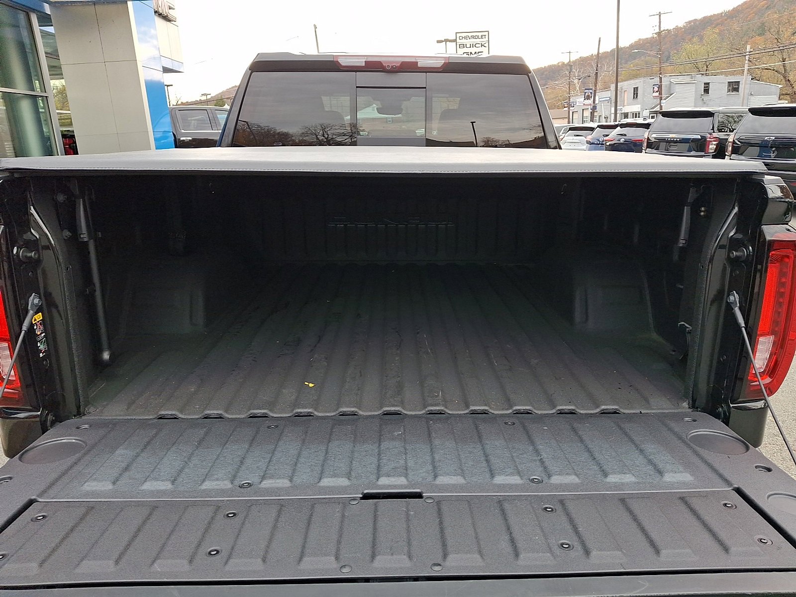 Used 2024 GMC Sierra 1500 Denali w/ Denali Reserve Package image 28