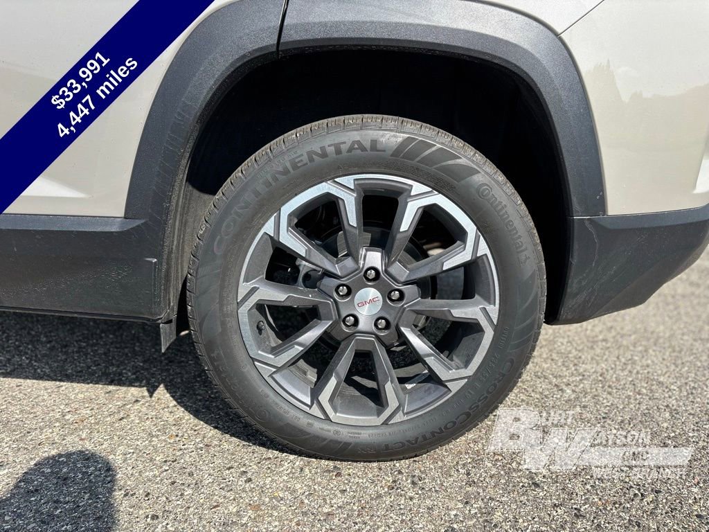 Used 2026 GMC Terrain Elevation w/ Elevation Premium Package image 29