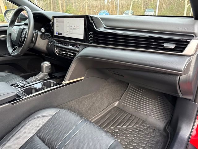 Used 2025 Toyota Camry XSE image 34