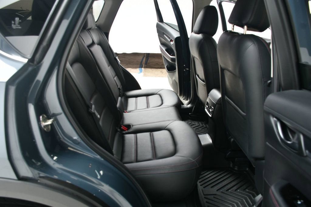 Used 2022 MAZDA CX-5 Carbon Edition image 37