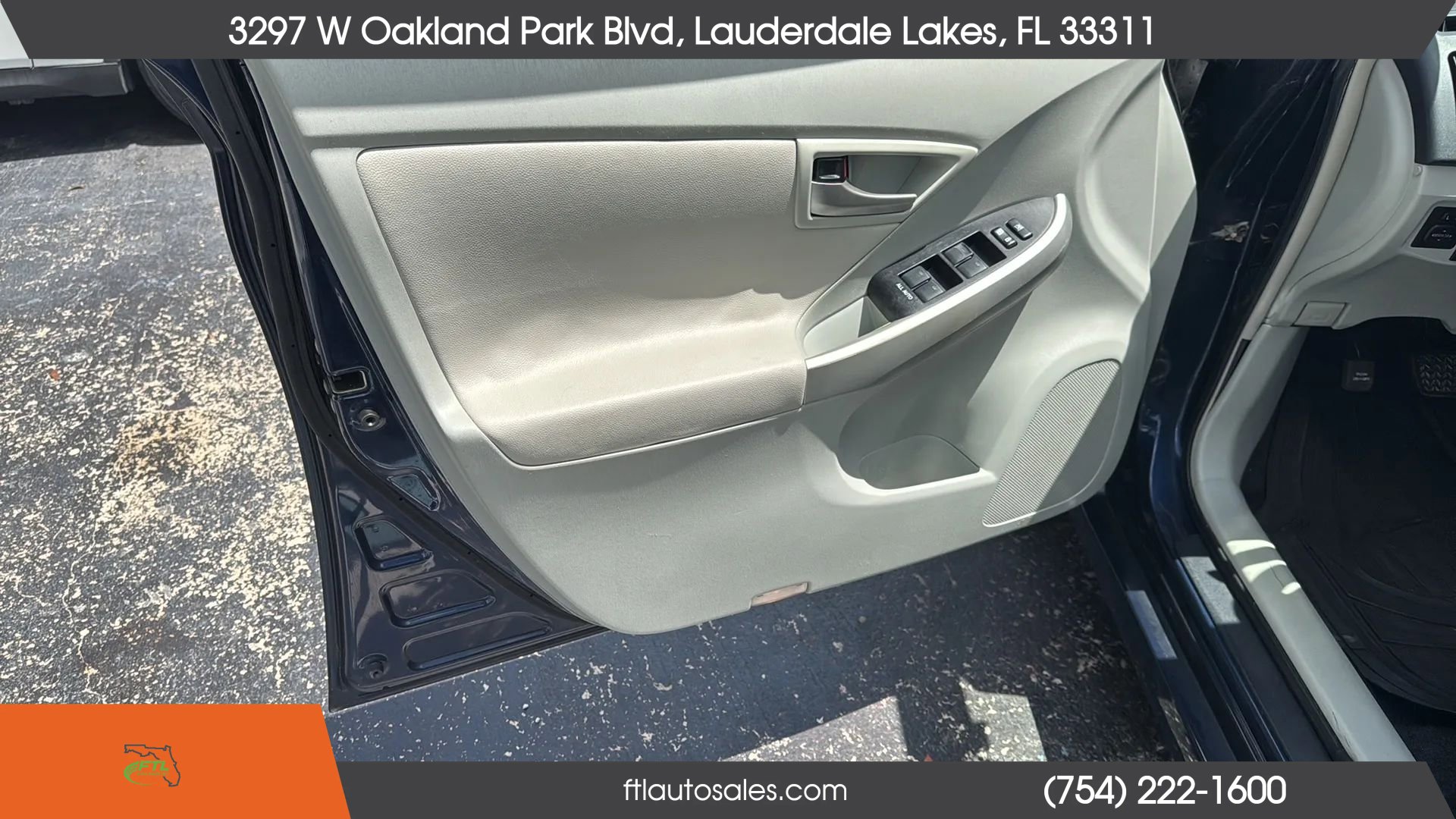 Used 2013 Toyota Prius Two FWD image 18