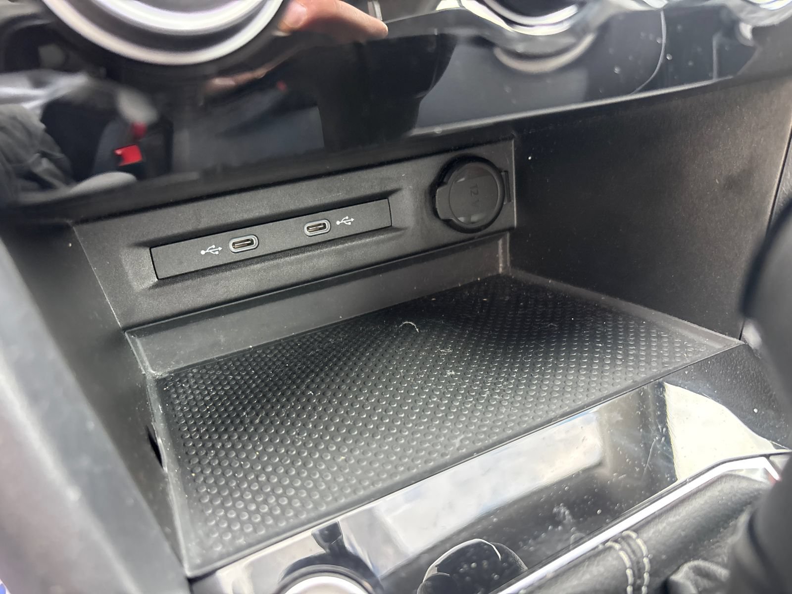 Certified 2023 Volkswagen Taos S FWD image 21