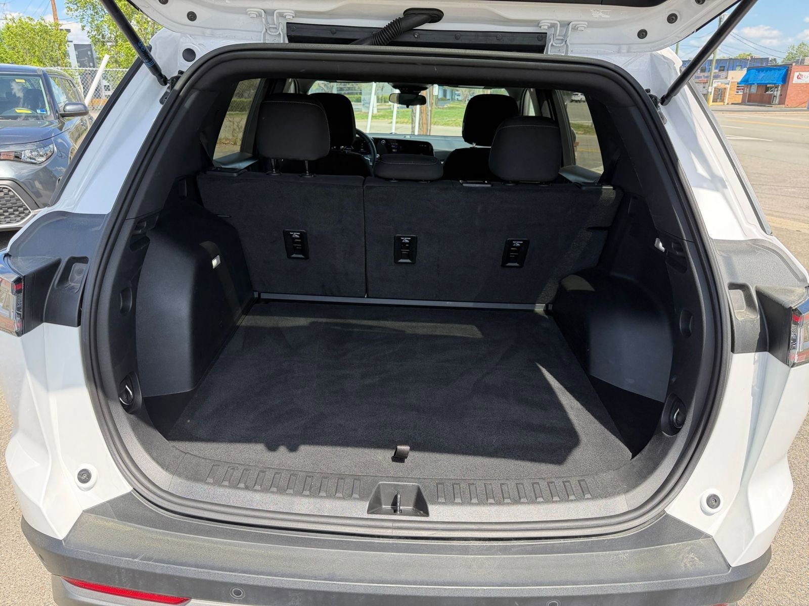 Used 2025 Chevrolet Equinox LT FWD image 31