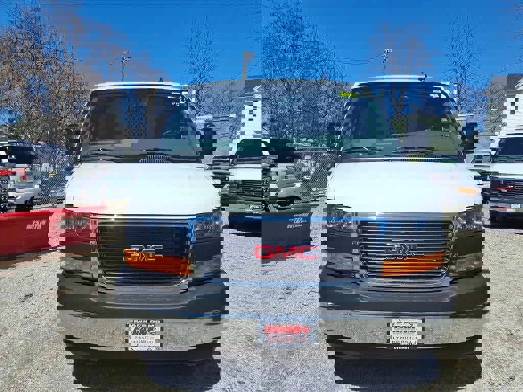 New 2026 GMC Savana 2500 w/ Driver Convenience Package image 2