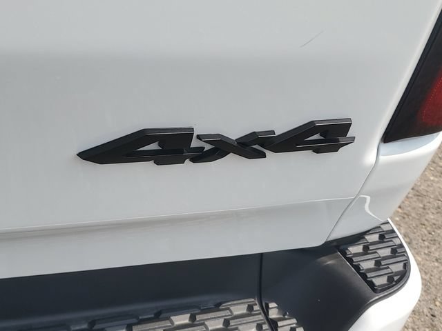 New 2026 RAM 1500 Laramie w/ Night Edition AWD/4WD image 6