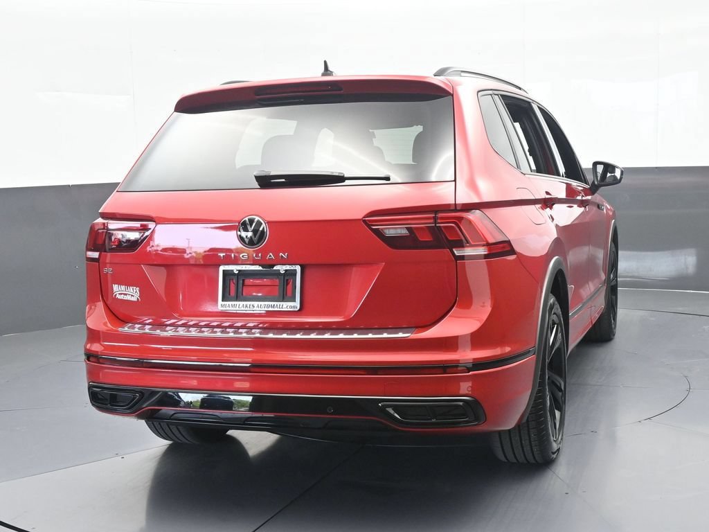Used 2024 Volkswagen Tiguan SE R-Line FWD image 5
