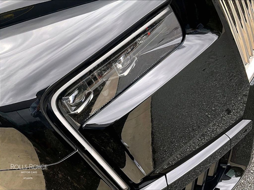 Certified 2025 Rolls-Royce Cullinan image 25