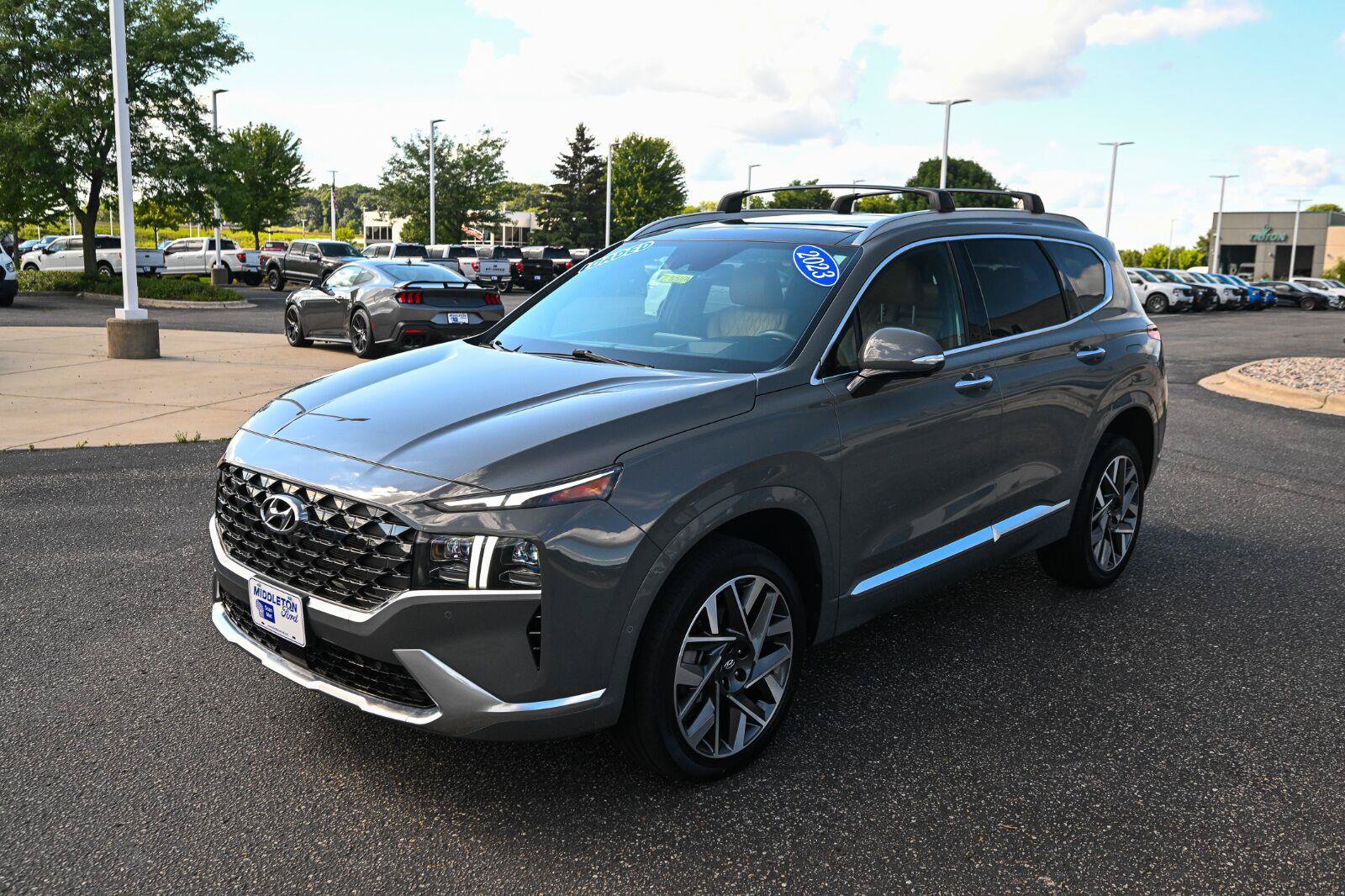 Used 2023 Hyundai Santa Fe Calligraphy AWD/4WD image 9