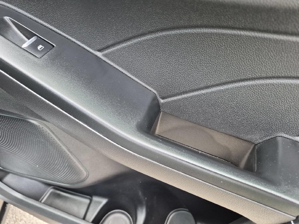 Used 2025 Ford Escape Active AWD/4WD image 32