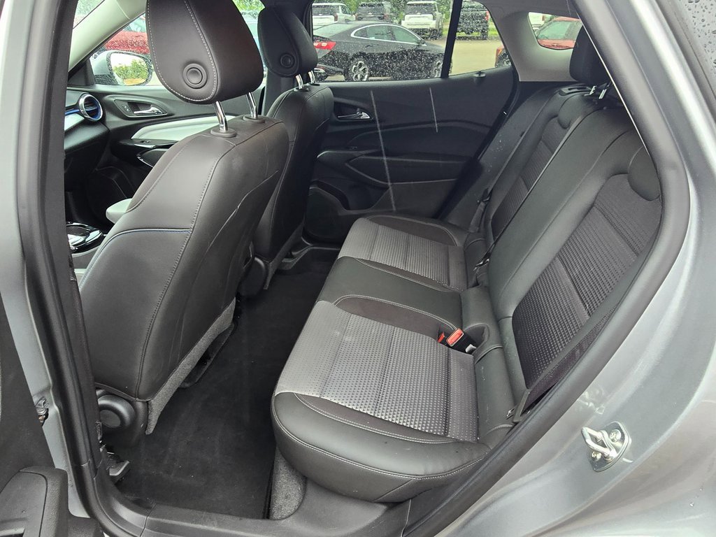 Used 2024 Chevrolet Trax LT image 23