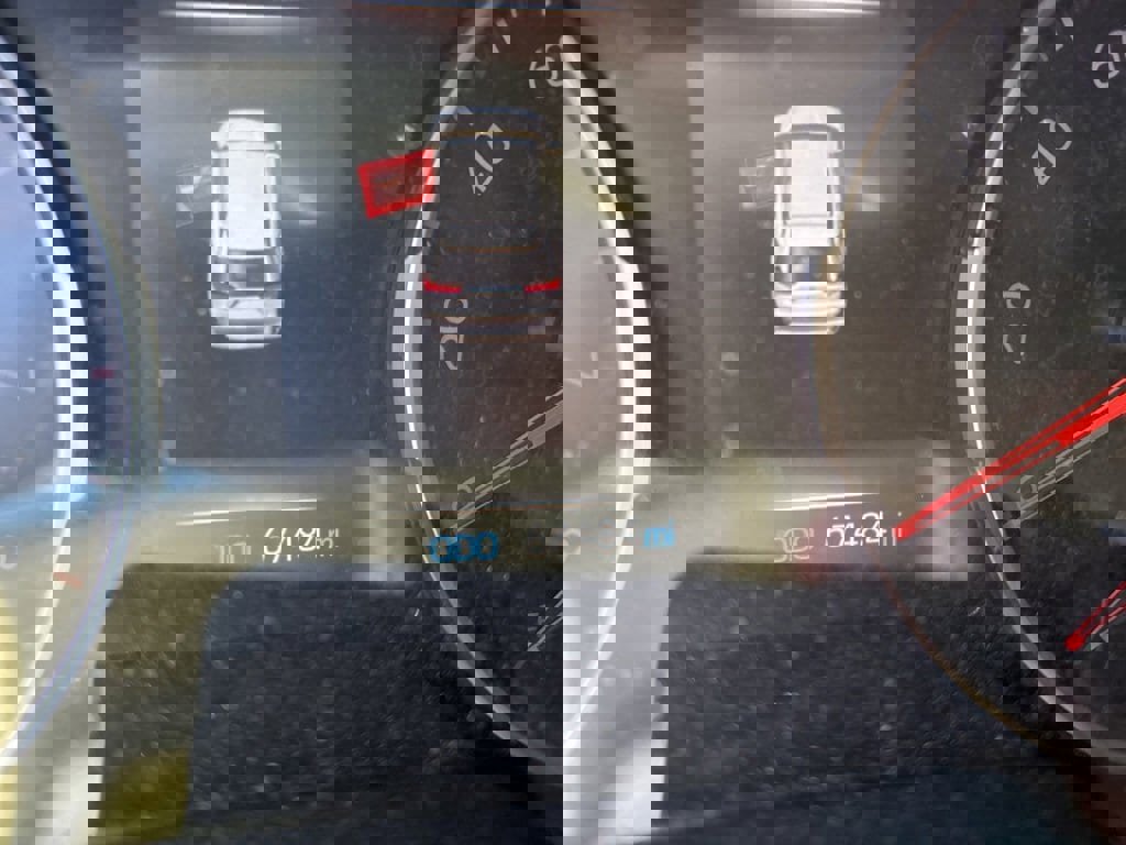 Used 2019 Toyota RAV4 XLE w/ All Weather Liner Package image 6