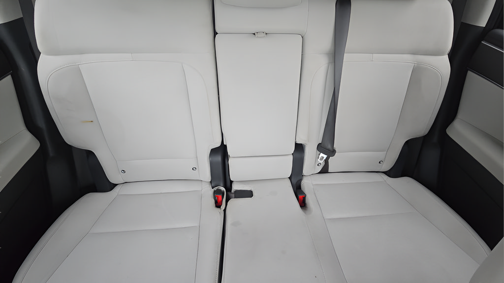 Certified 2026 Hyundai Santa Fe SE AWD/4WD image 11