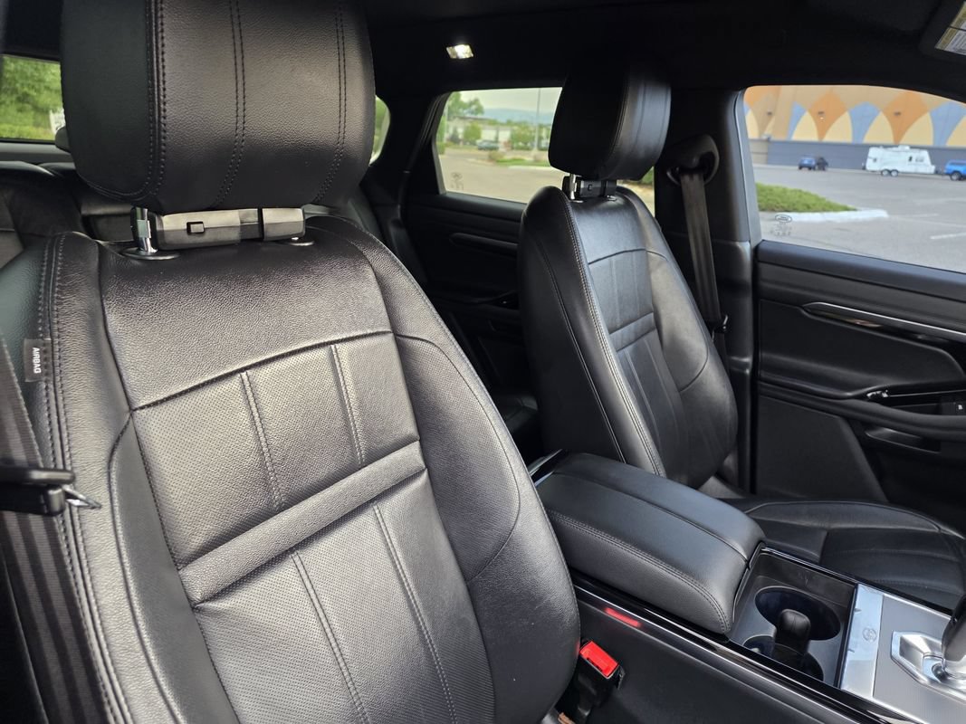 Used 2020 Land Rover Range Rover Evoque SE AWD/4WD image 27