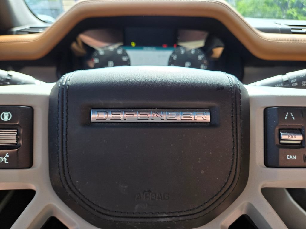 Used 2024 Land Rover Defender 110 X-Dynamic SE AWD/4WD image 24