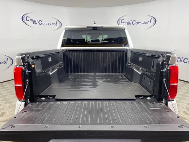 Used 2026 Toyota Tacoma Limited AWD/4WD image 6