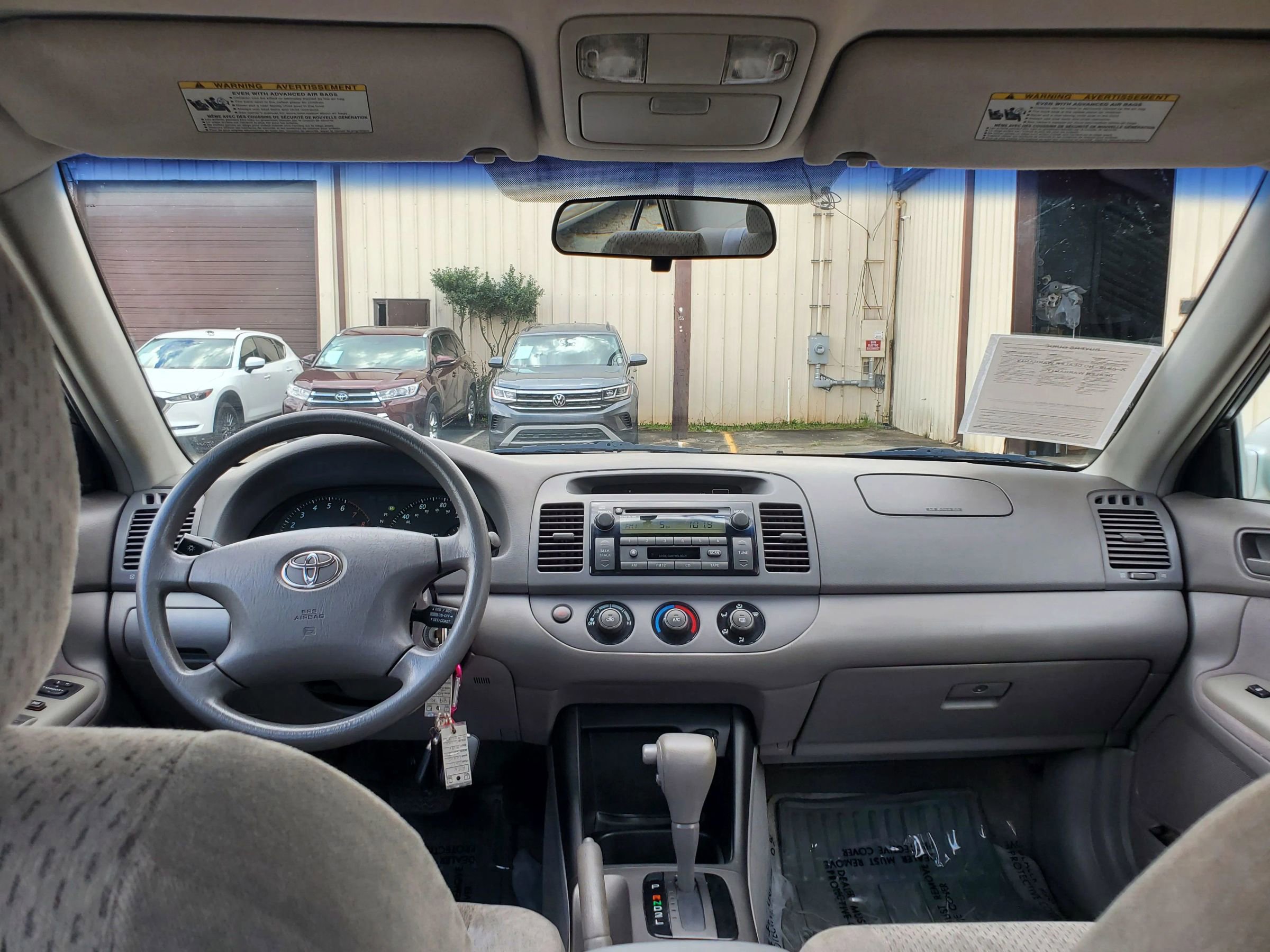 Used 2004 Toyota Camry LE image 28
