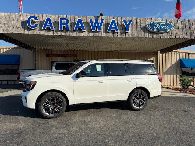 New 2025 Ford Expedition Platinum video 1