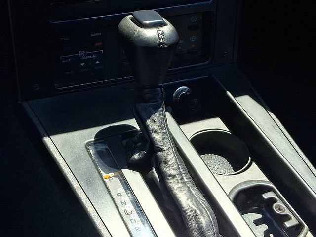 Used 1989 Chevrolet Corvette Convertible RWD image 7