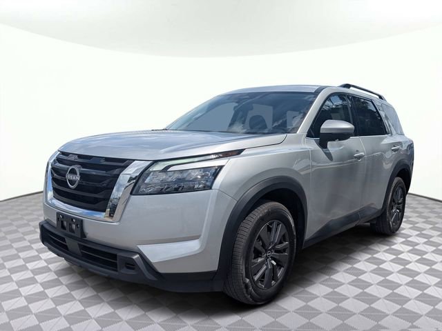 Used 2024 Nissan Pathfinder SV image 8