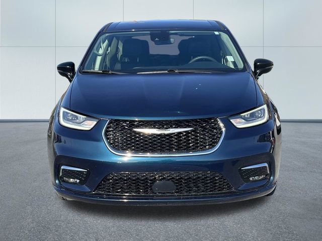 Used 2024 Chrysler Pacifica Limited FWD image 12