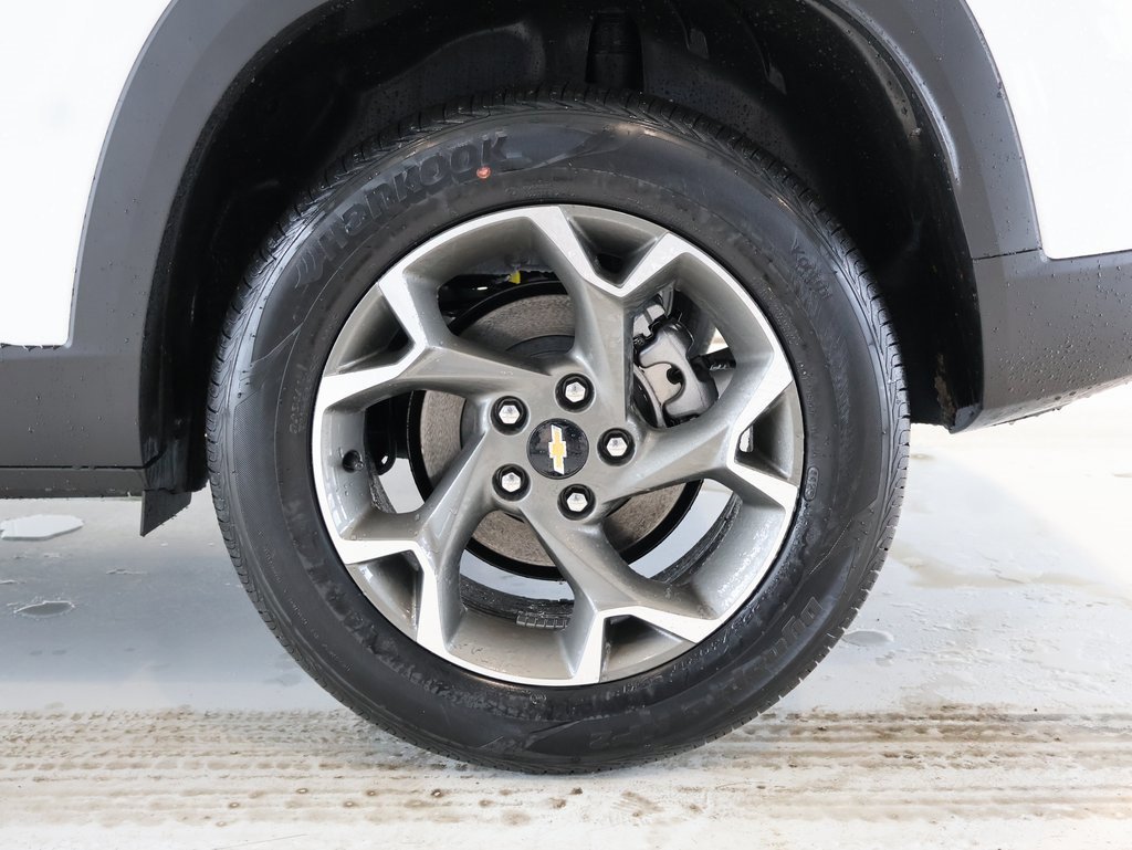 New 2026 Chevrolet Trax LT w/ Driver Confidence Package image 36