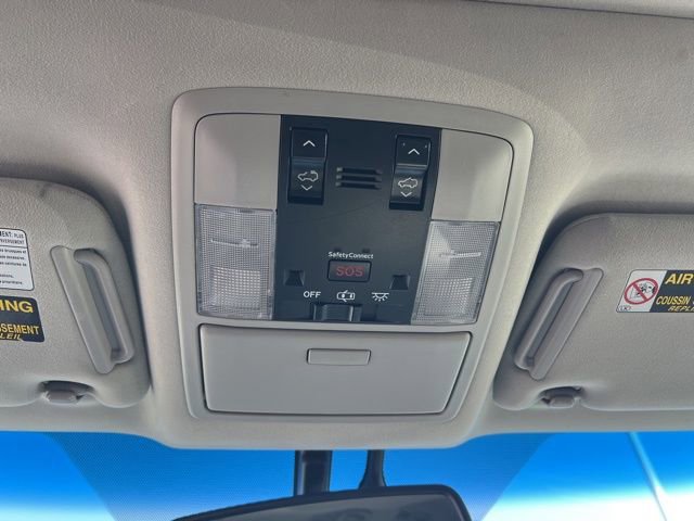 Used 2014 Lexus GX 460 w/ Premium Package image 28