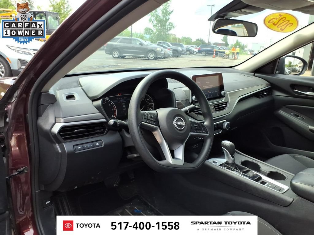Used 2025 Nissan Altima 2.5 SV AWD/4WD image 15