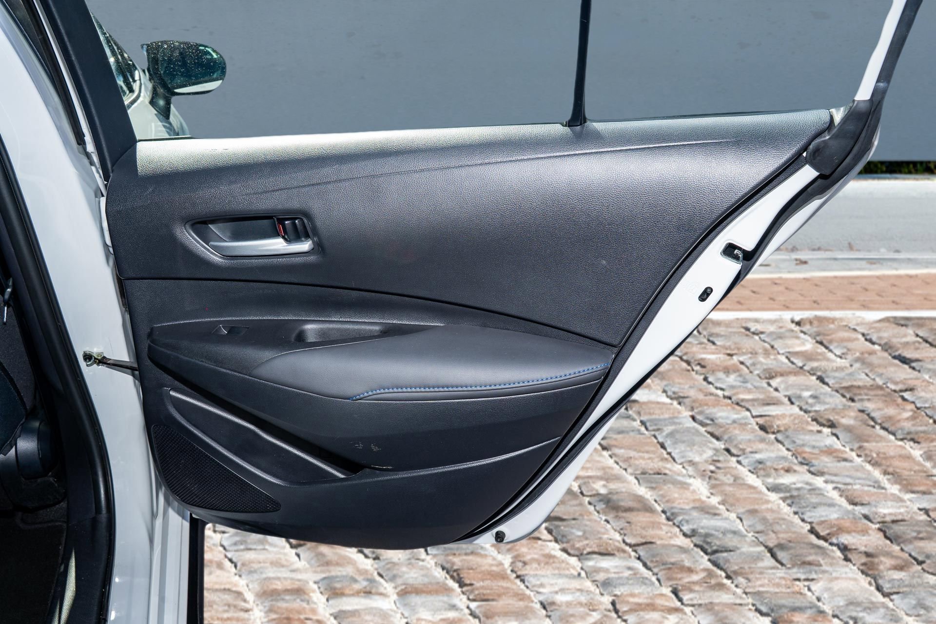 Used 2022 Toyota Corolla SE image 31