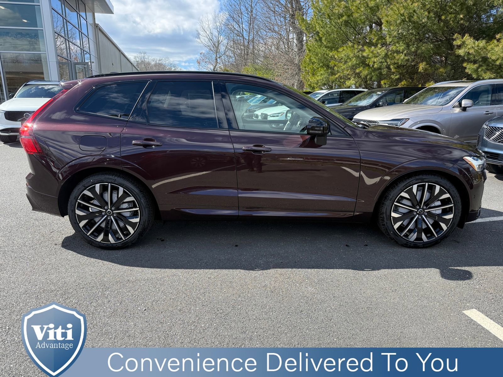 New 2026 Volvo XC60 B5 Ultra w/ Climate Package AWD/4WD image 9