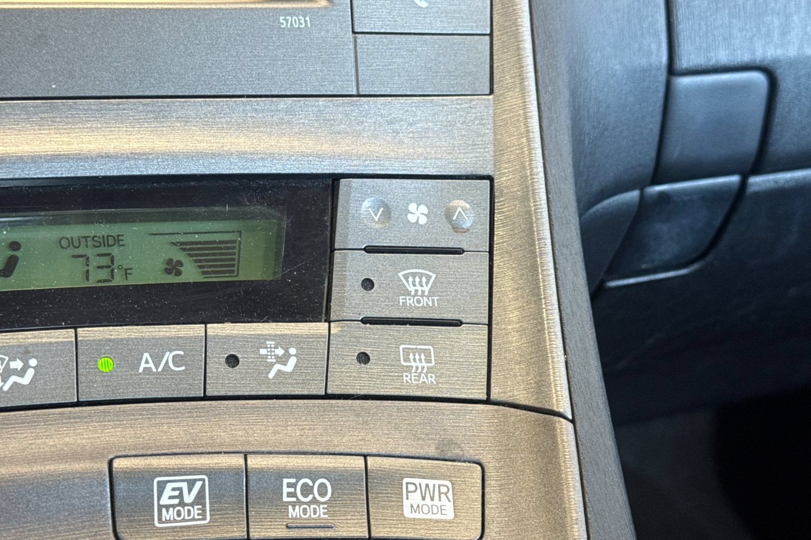 Used 2015 Toyota Prius Two FWD image 29
